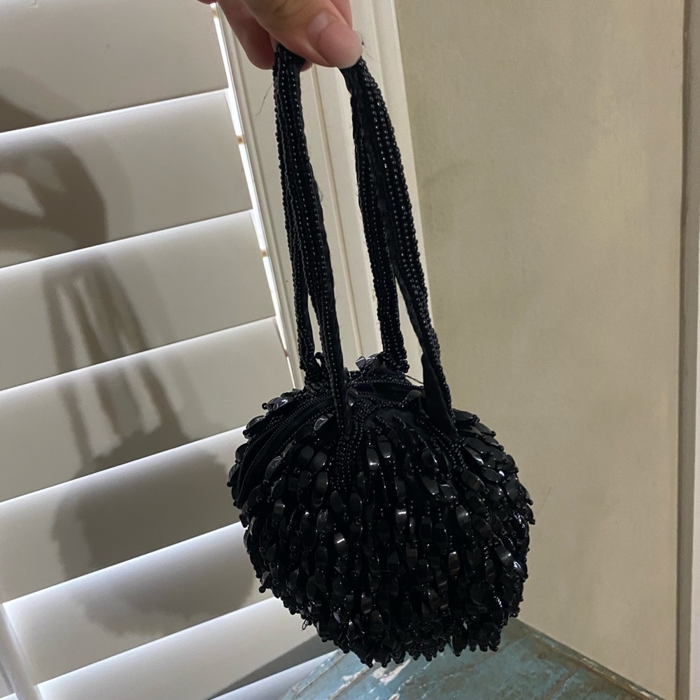 Women’s black hand bag